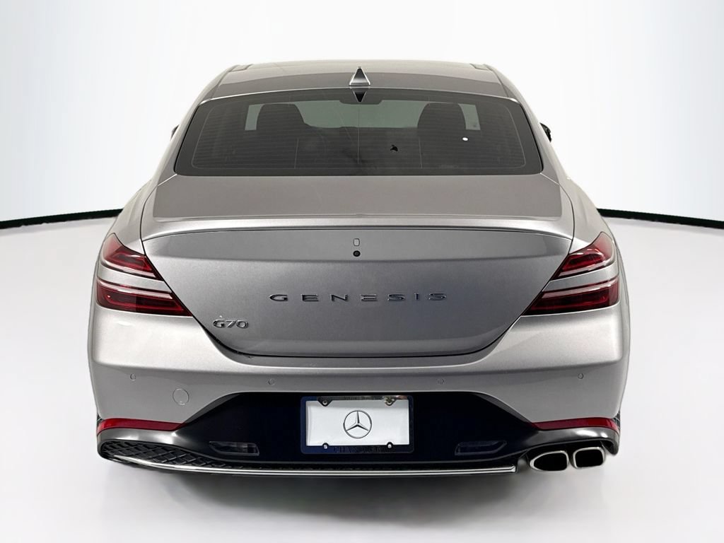 Used 2022 Genesis G70 2.0T w/ Prestige Package RWD image 6