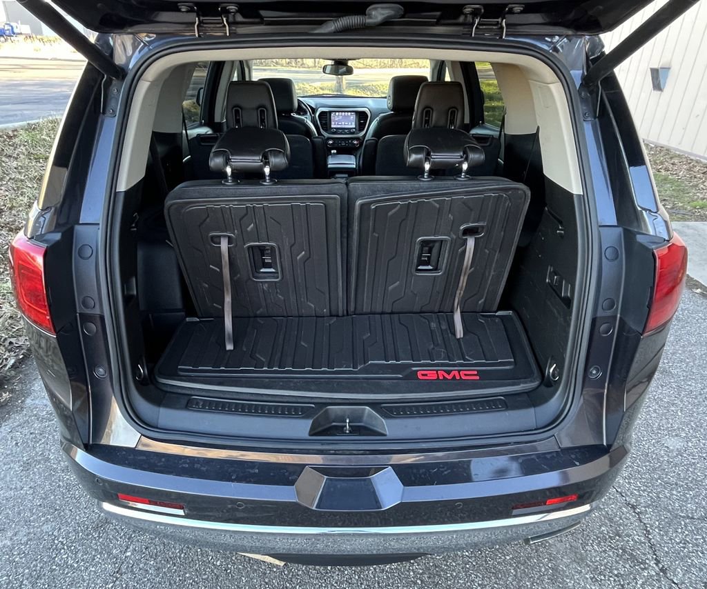 Used 2019 GMC Acadia Denali w/ Technology Package image 4