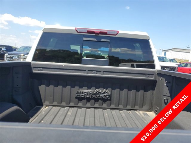 Used 2024 Chevrolet Silverado 1500 High Country image 9