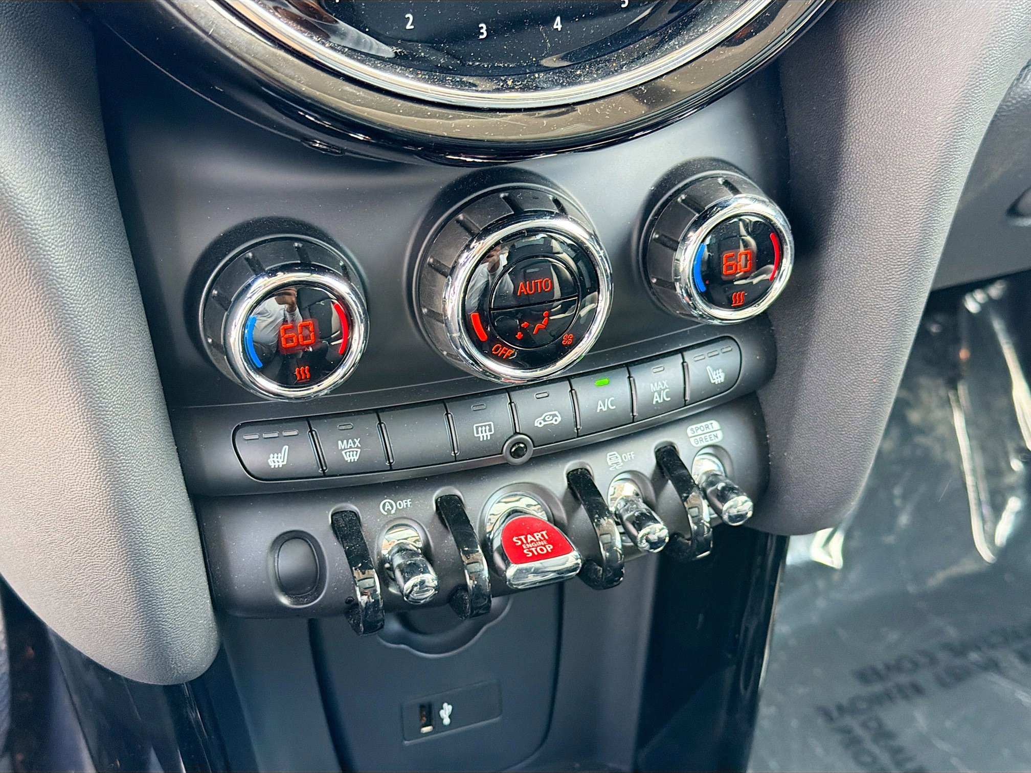 Used 2024 MINI Cooper S FWD image 32