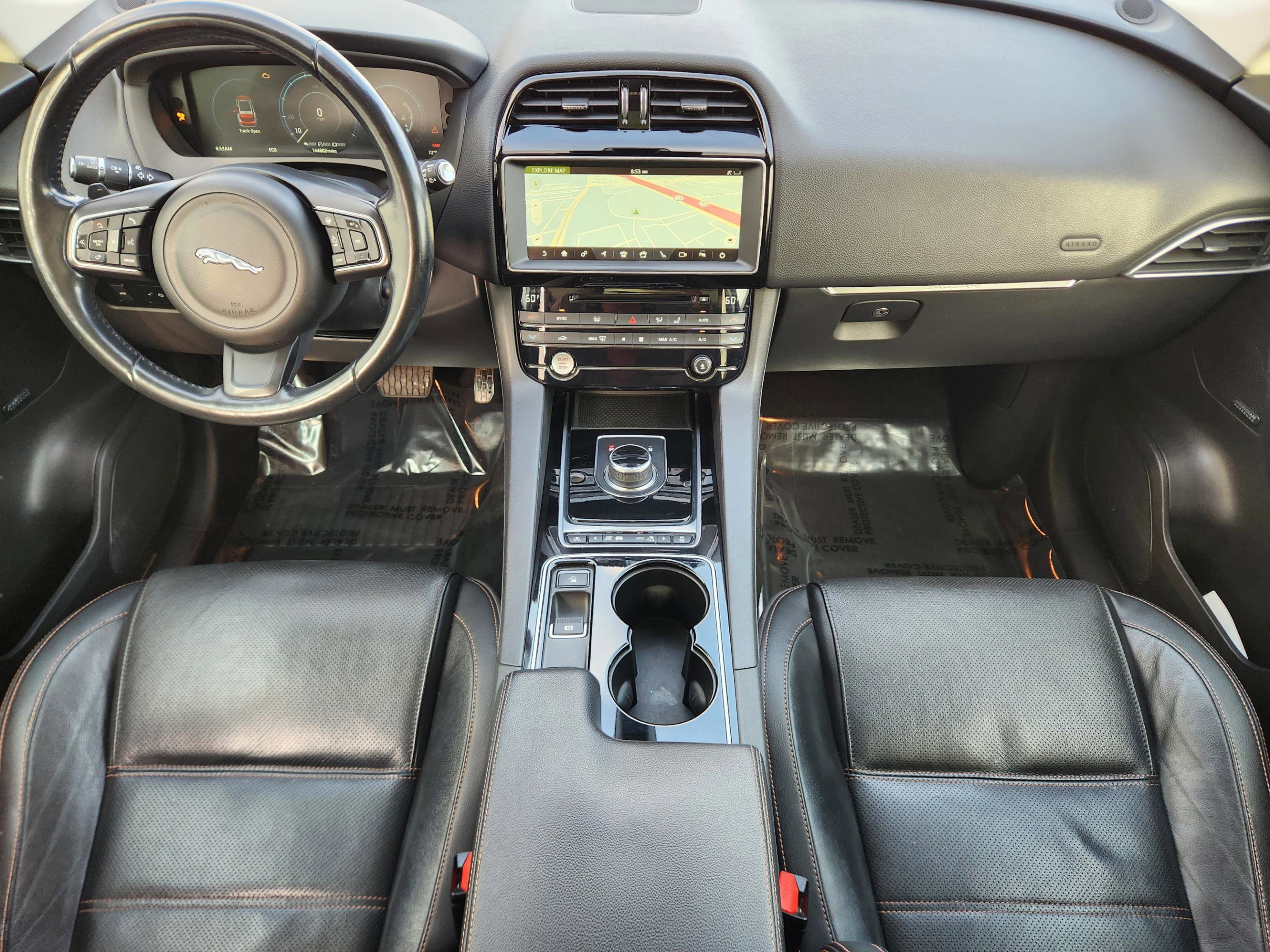 Used 2017 Jaguar F-PACE Prestige image 21