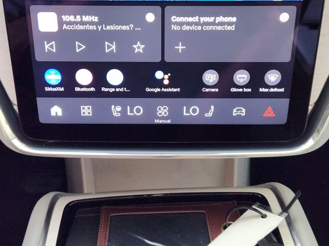 New 2025 Volvo EX90 Plus AWD/4WD image 19