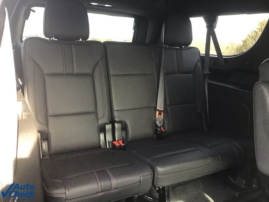 Used 2021 Chevrolet Suburban RST w/ Luxury Package image 18