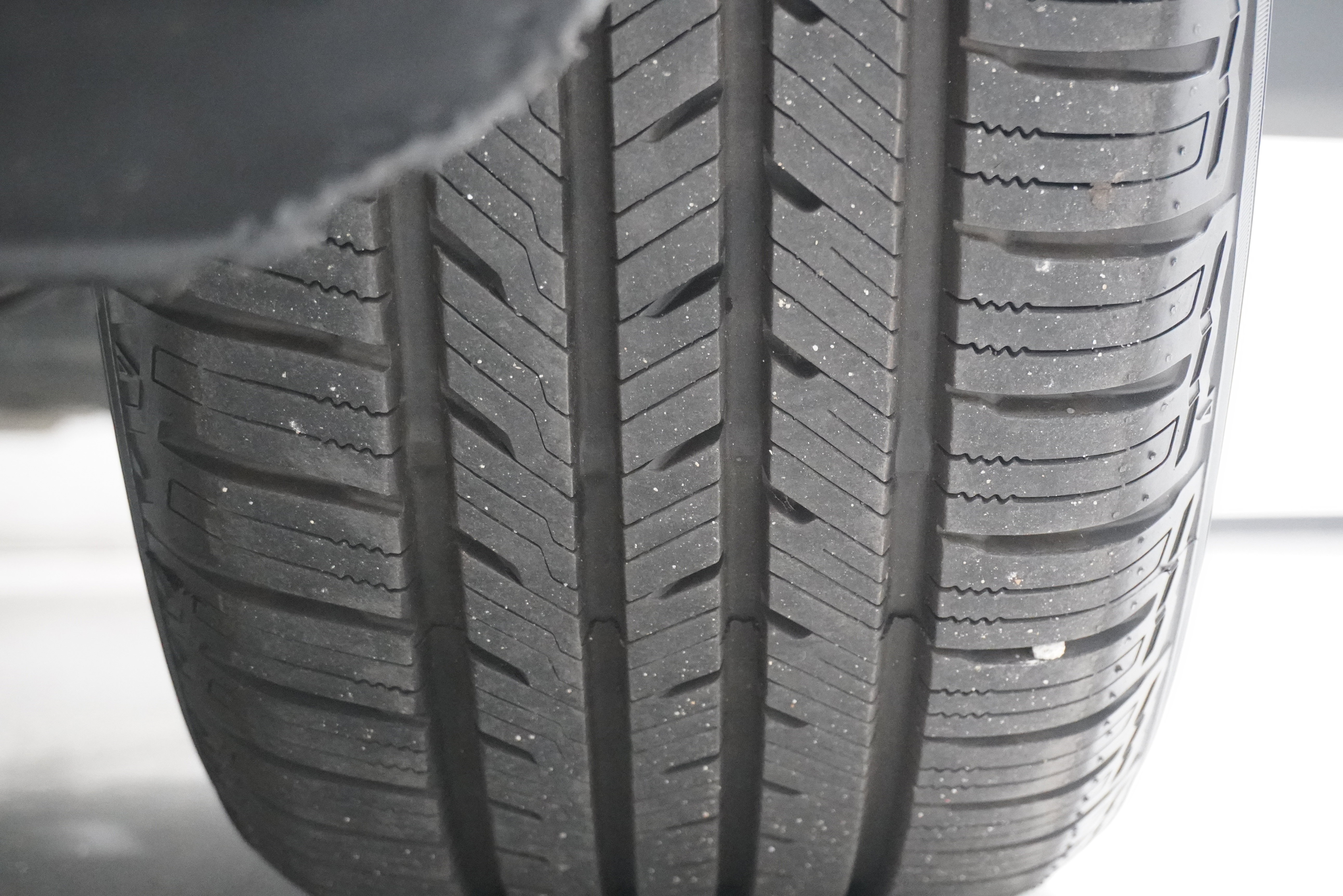 Used 2013 Ford Edge Limited w/ Driver Entry Pkg FWD image 26