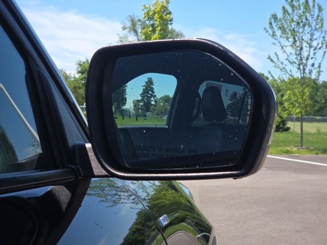Used 2022 Ford Explorer ST-Line w/ Class IV Trailer Tow Package AWD/4WD image 6