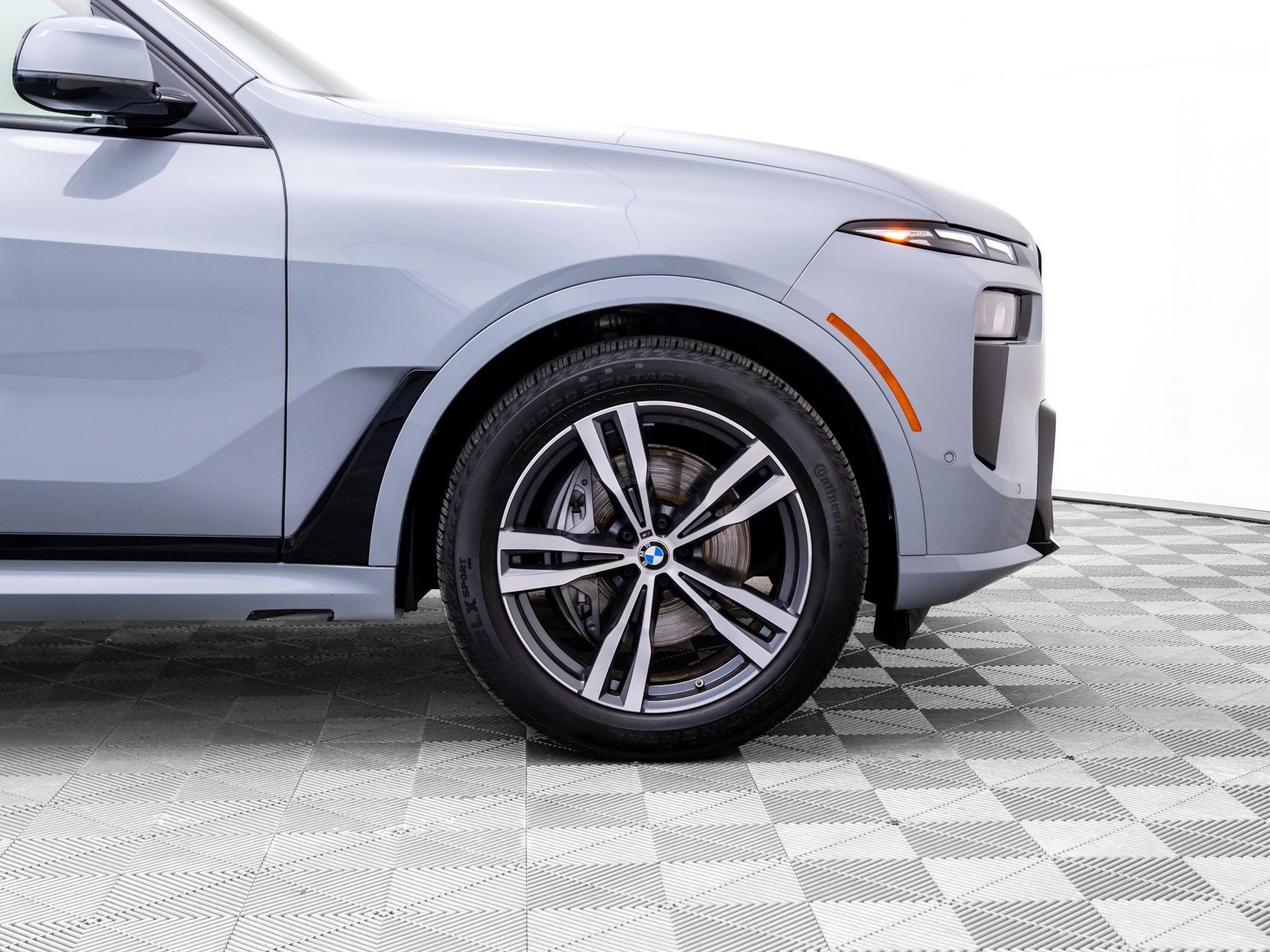 Certified 2025 BMW X7 xDrive40i image 35