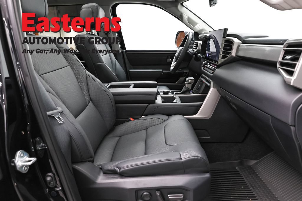 Used 2024 Toyota Tundra Limited AWD/4WD image 28