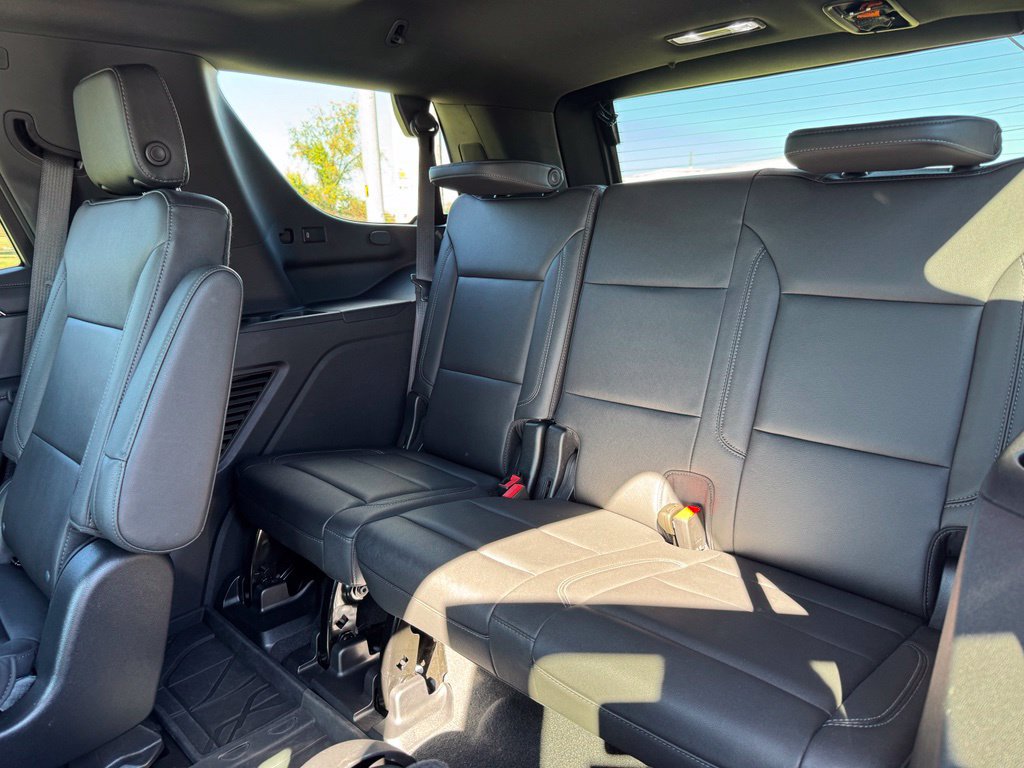 Certified 2022 Chevrolet Tahoe LT w/ LT Signature Package AWD/4WD image 18