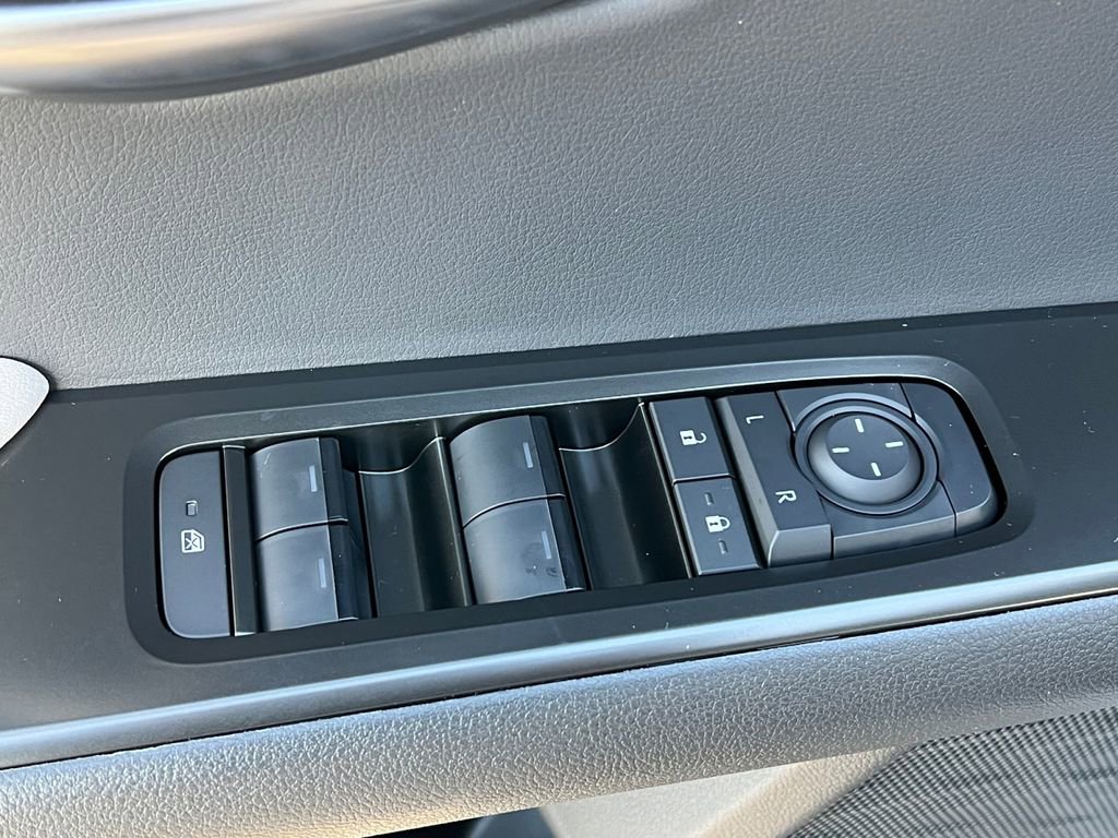 New 2025 Lexus UX 300h AWD image 11