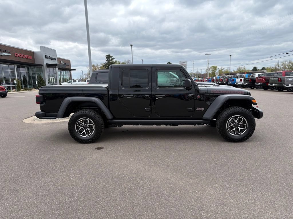 Certified 2025 Jeep Gladiator Rubicon w/ Convenience Group AWD/4WD image 2