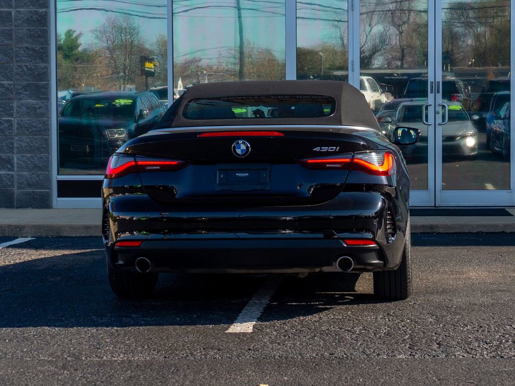 Used 2021 BMW 430i Convertible image 6