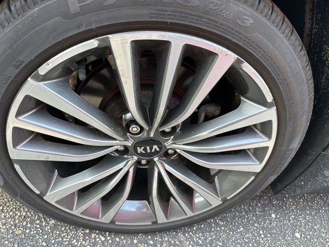 Used 2018 Kia Stinger Premium AWD/4WD image 6