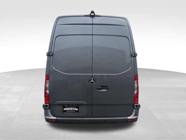 Used 2022 Mercedes-Benz Sprinter 4500 w/ Parking Package image 6