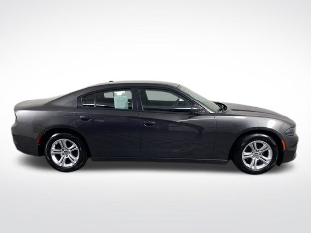 Used 2020 Dodge Charger SXT RWD image 7