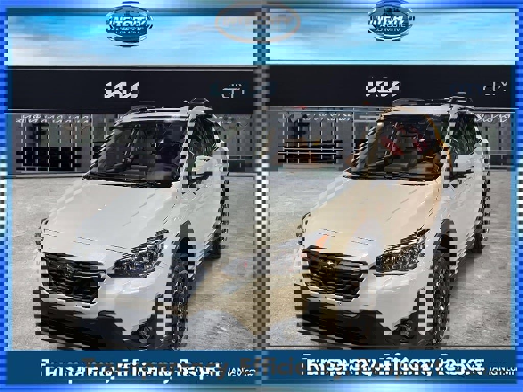 Used 2023 Subaru Crosstrek 2.0i Premium image 4