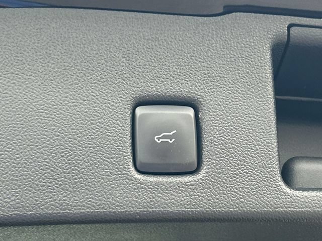 Used 2024 Ford Escape Active w/ Tech Pack #1 AWD/4WD image 14