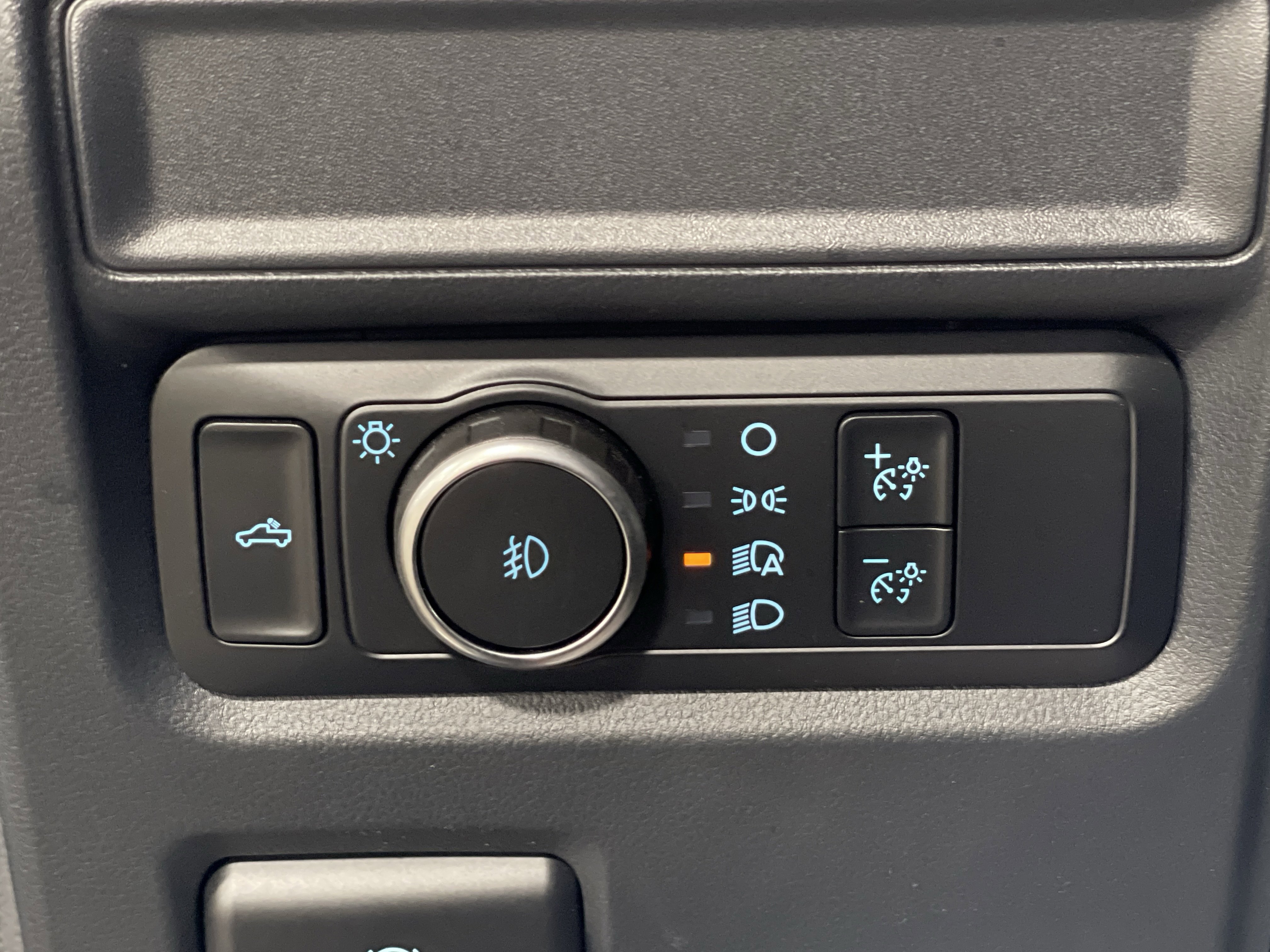 Used 2022 Ford F150 XL w/ STX Appearance Package image 21