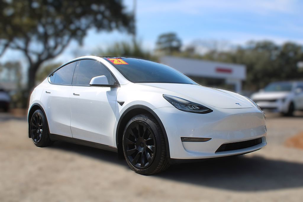 Used 2021 Tesla Model Y Long Range image 3