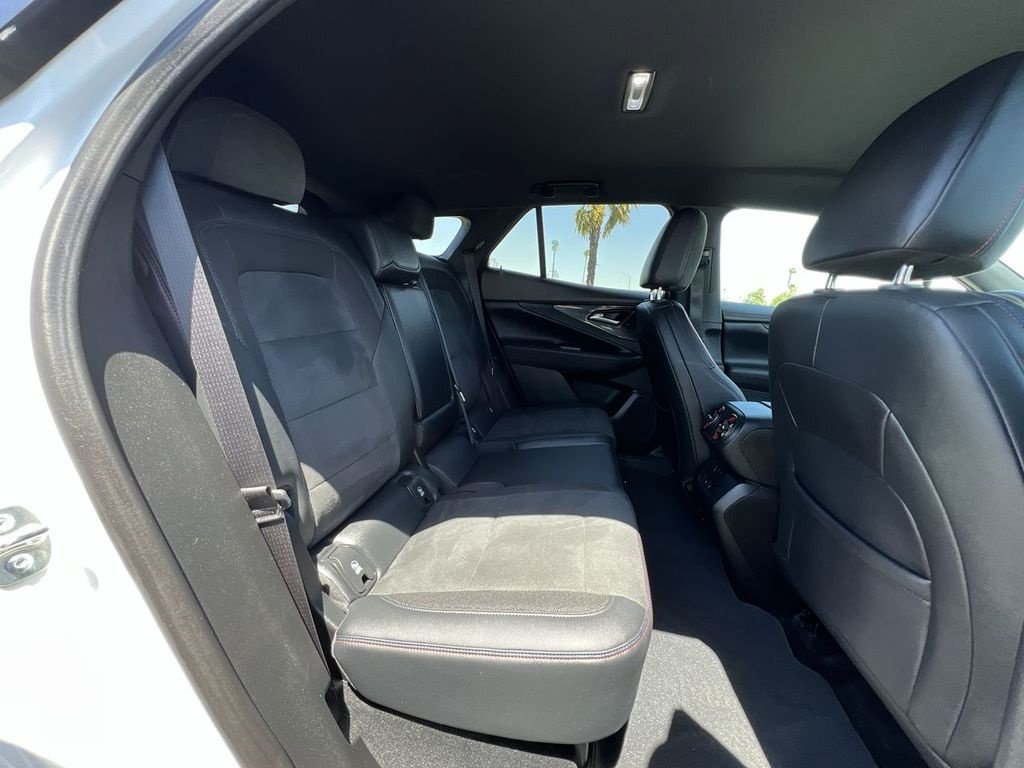 Certified 2024 Chevrolet Blazer EV RS AWD/4WD image 28