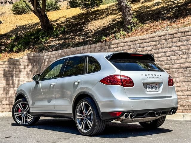 Used 2011 Porsche Cayenne Turbo AWD/4WD image 16