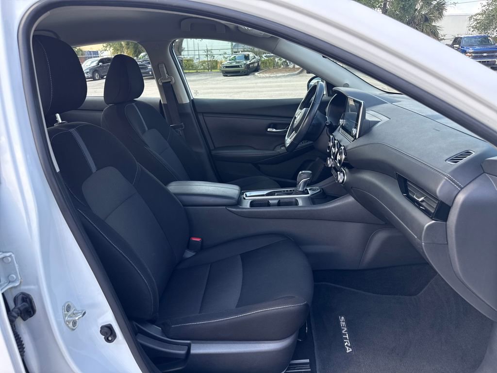 Used 2022 Nissan Sentra SV FWD image 22