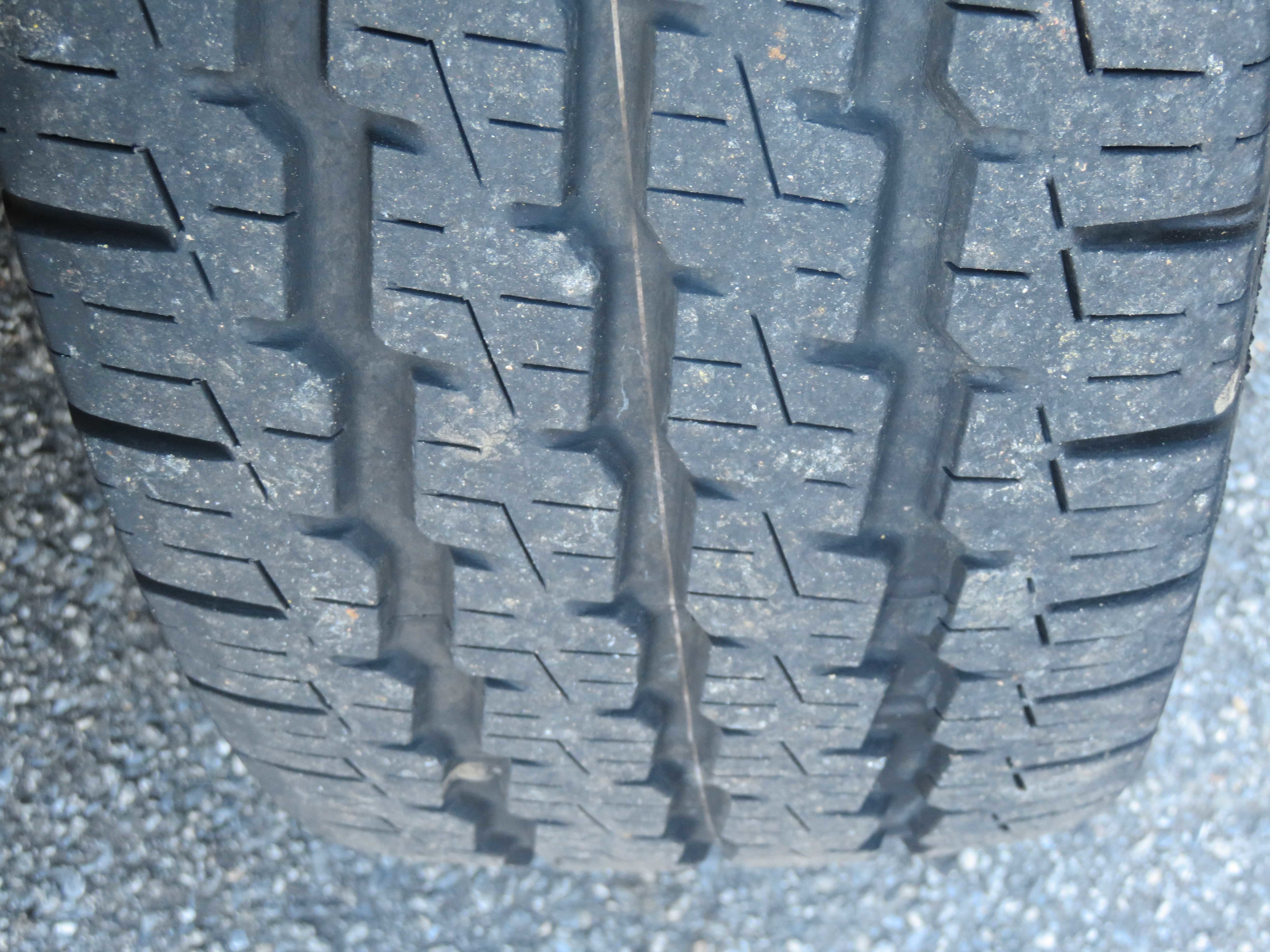 Used 2018 Ford Transit 150 XLT image 12