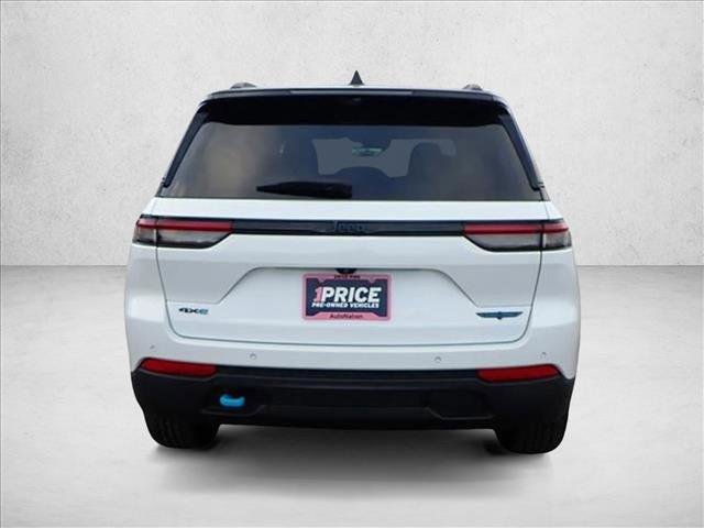 Used 2022 Jeep Grand Cherokee Trailhawk w/ Advanced Protech Group II image 3