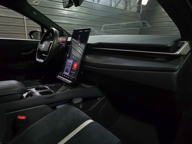 Used 2023 Fisker Ocean One AWD/4WD image 15