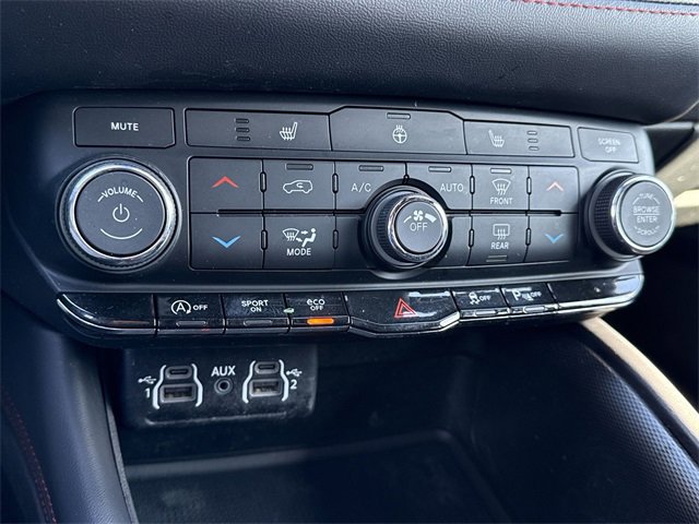 Used 2025 Dodge Durango GT image 22