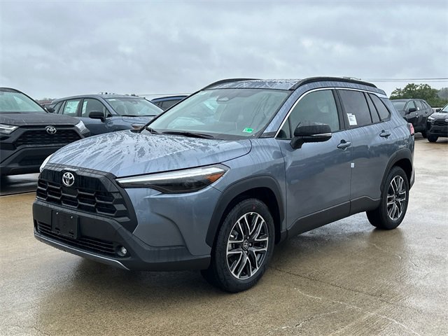 New 2026 Toyota Corolla Cross XLE image 2