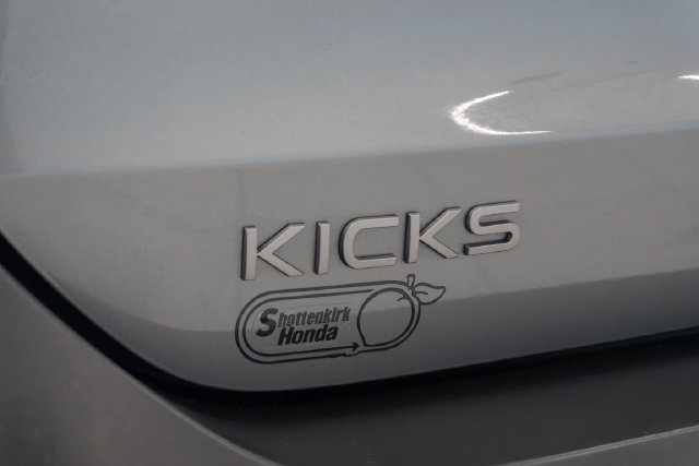 Used 2025 Nissan Kicks SR AWD/4WD image 27