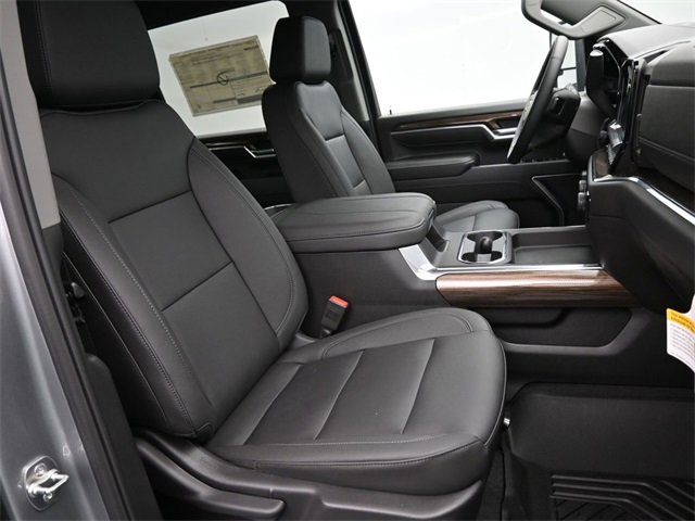 Used 2025 Chevrolet Silverado 2500 LT w/ Texas Edition image 11