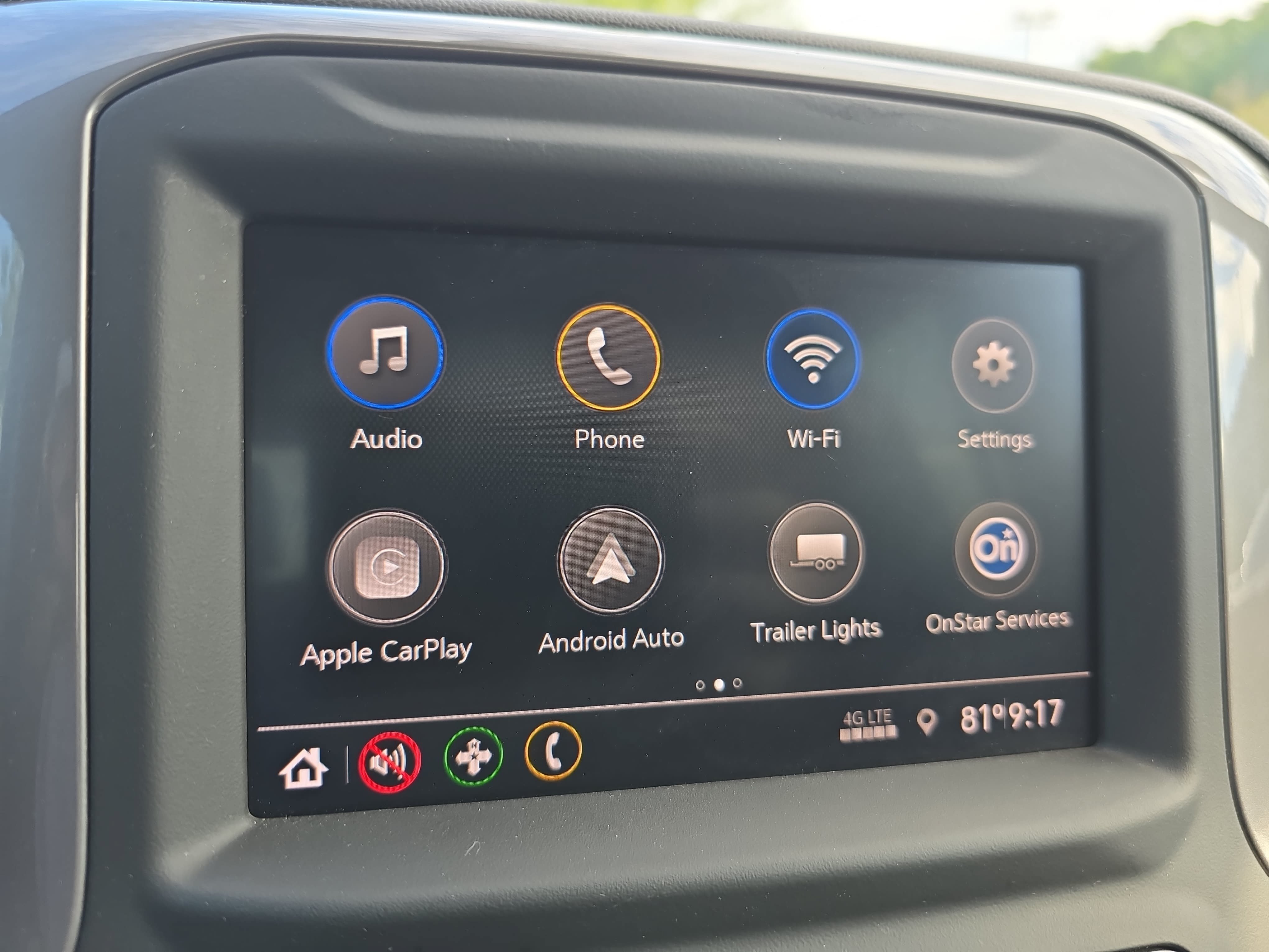 Used 2021 Chevrolet Silverado 1500 Custom Trail Boss AWD/4WD image 21