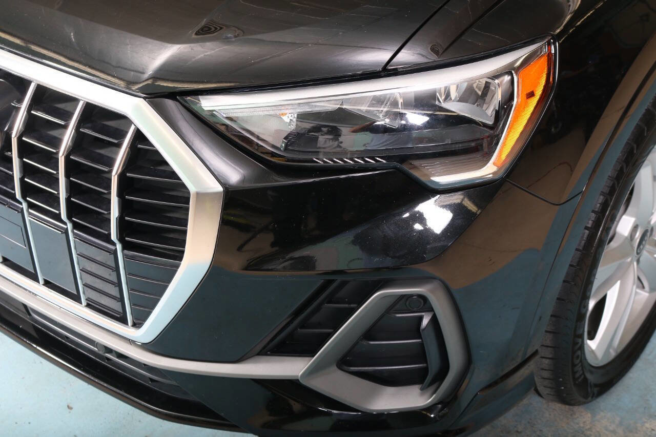 Used 2021 Audi Q3 2.0T Premium w/ Convenience Package image 11