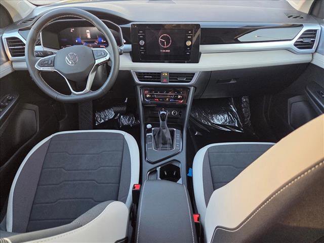 New 2026 Volkswagen Taos SE FWD image 14
