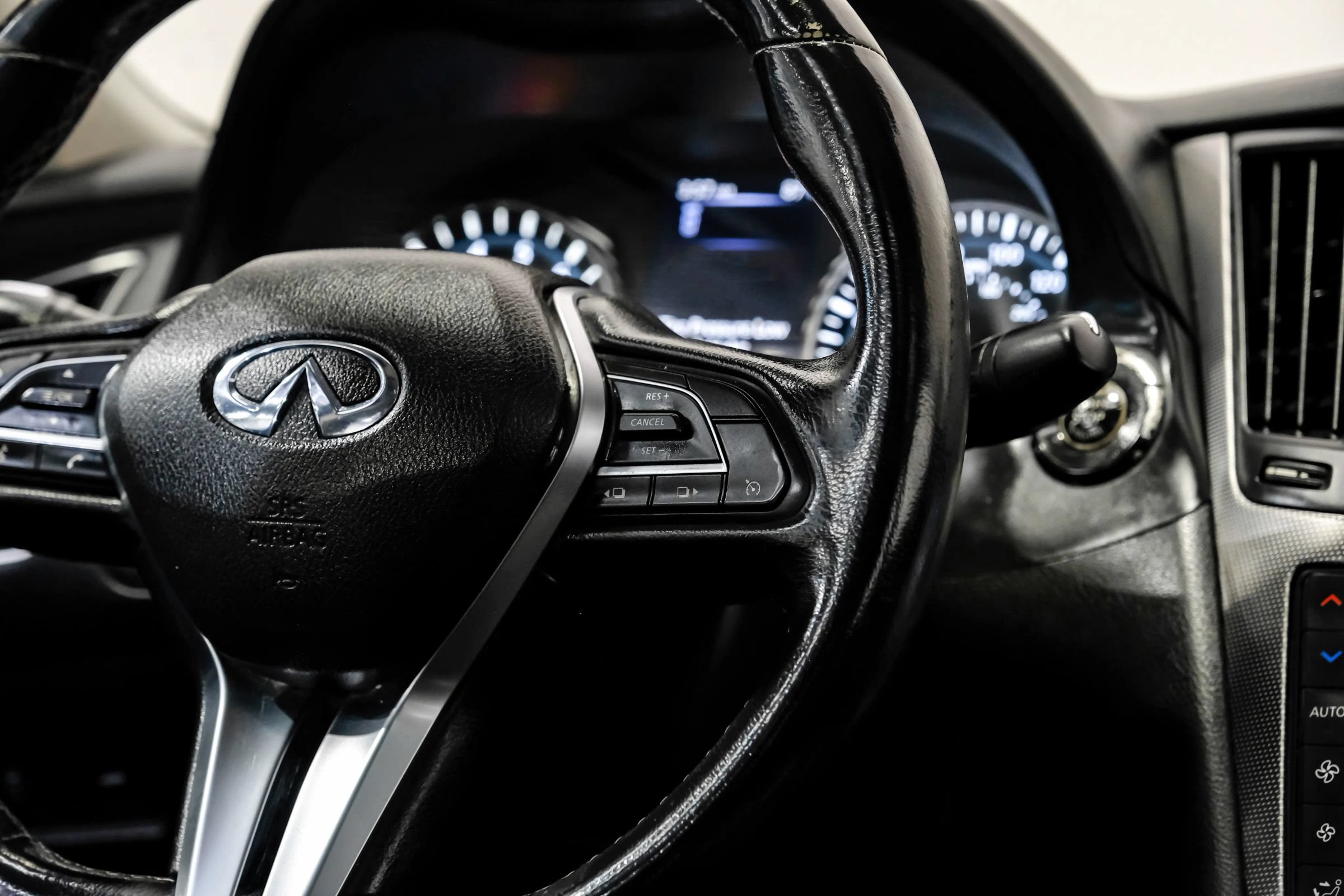 Used 2019 INFINITI Q50 Signature Edition RWD image 26