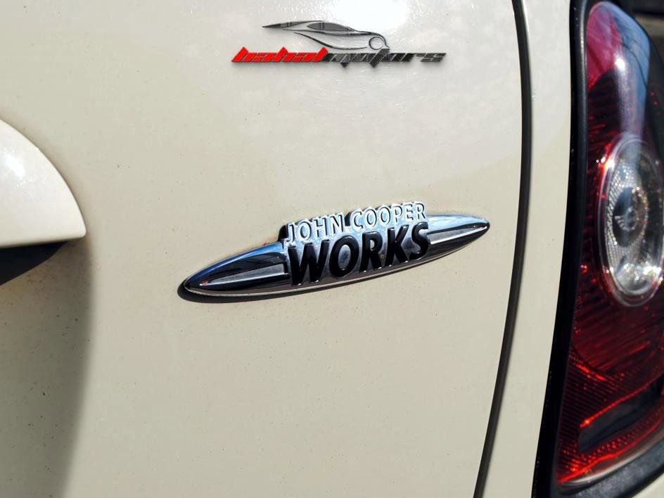 Used 2010 MINI Cooper John Cooper Works image 11