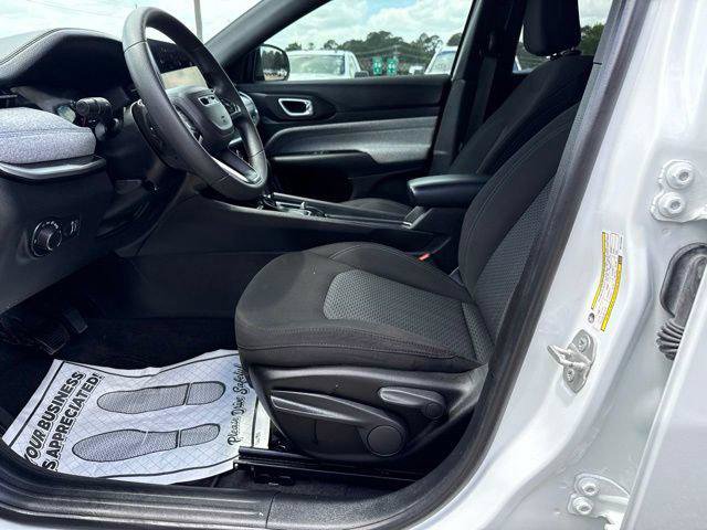 Certified 2024 Jeep Compass Sport AWD/4WD image 9