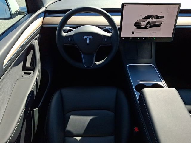 Used 2023 Tesla Model Y Long Range AWD/4WD image 11