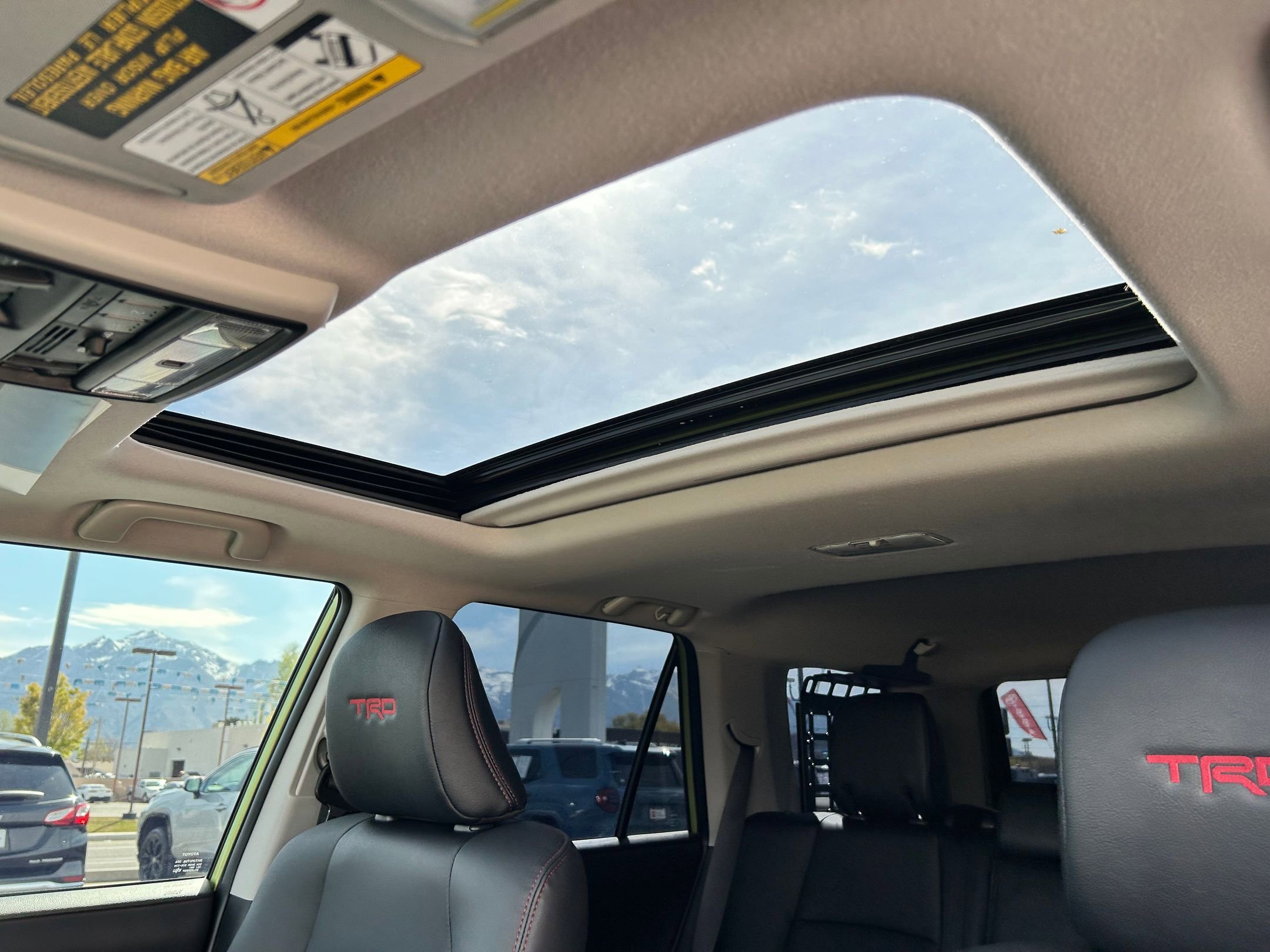 Used 2023 Toyota 4Runner TRD Off-Road Premium w/ Off Road Premium Plus Package image 30