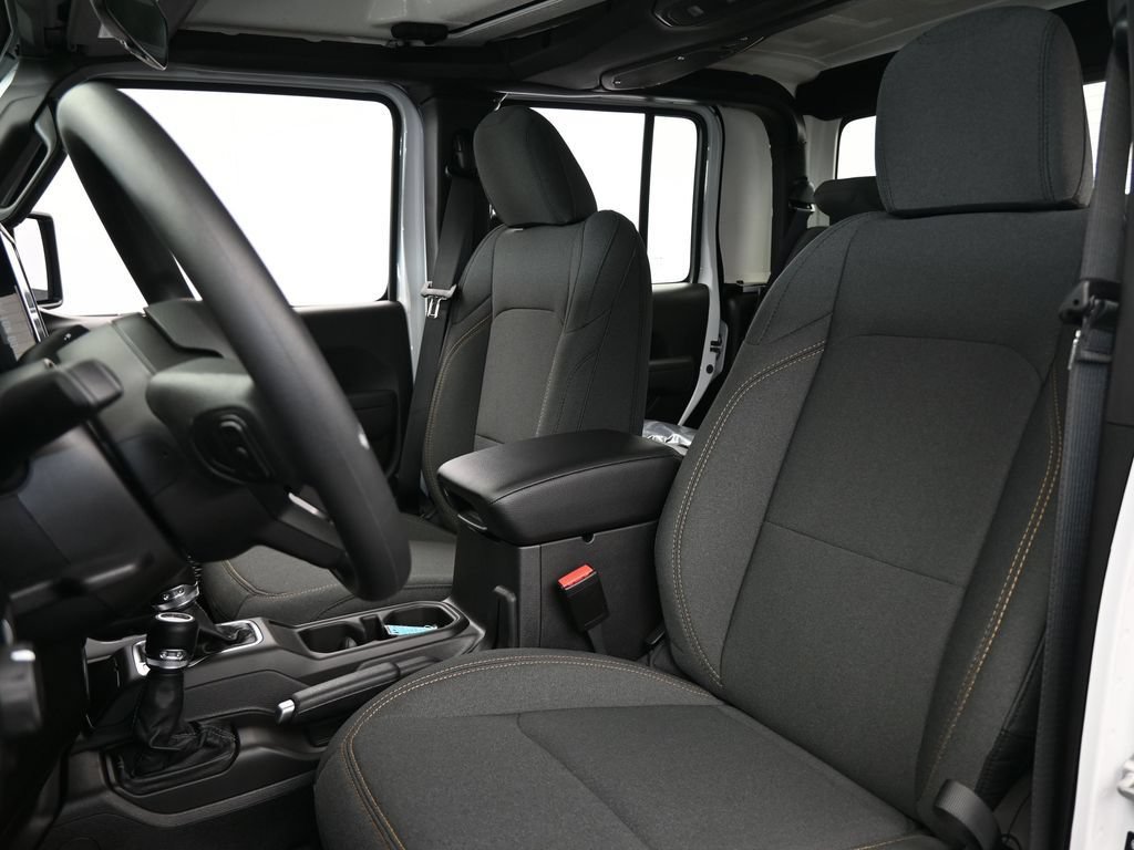 New 2026 Jeep Gladiator Sport AWD/4WD image 10