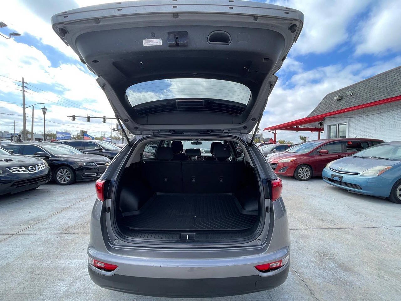 Used 2017 Kia Sportage LX AWD/4WD image 8