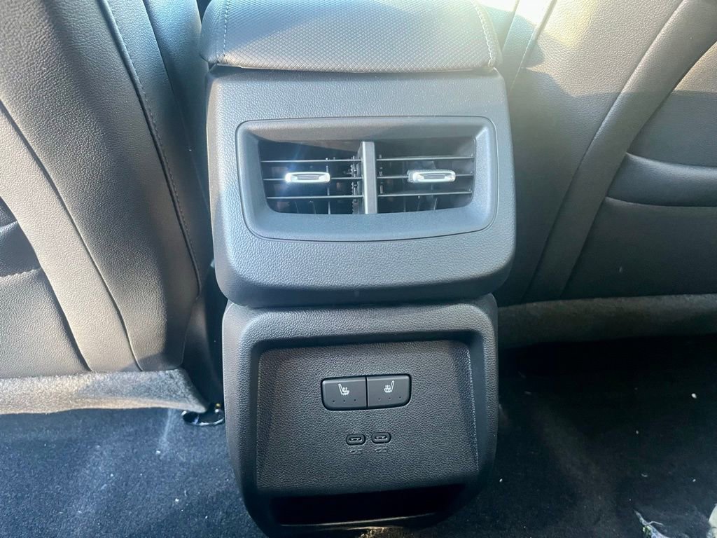 New 2025 Chevrolet Equinox EV RS w/ Active Safety Package 3 AWD/4WD image 25