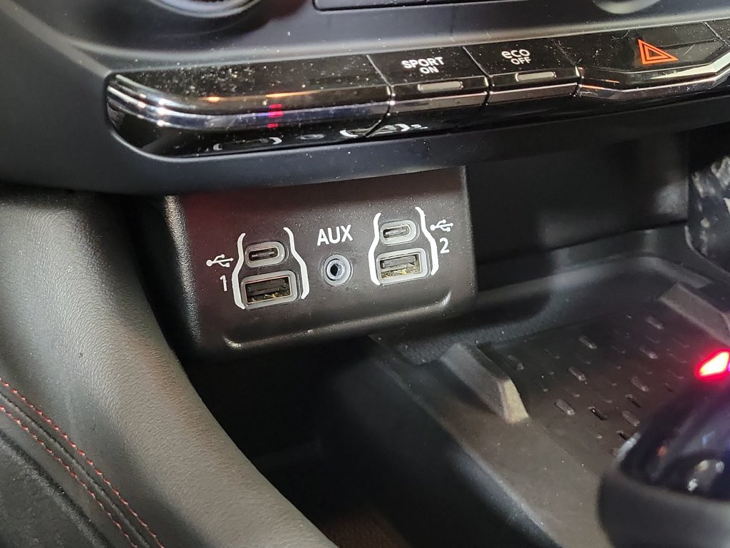 Used 2025 Dodge Durango R/T AWD/4WD image 21