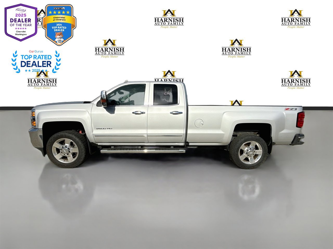 Used 2017 Chevrolet Silverado 2500 LTZ w/ Vortec Plus Package AWD/4WD image 2