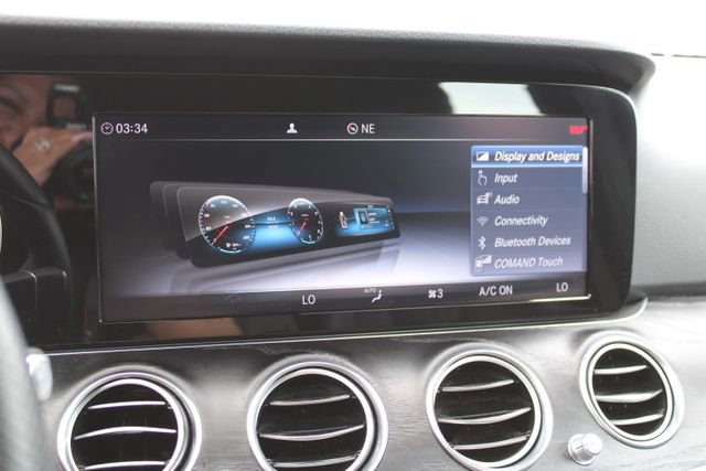 Used 2017 Mercedes-Benz E 400 4MATIC Wagon image 29