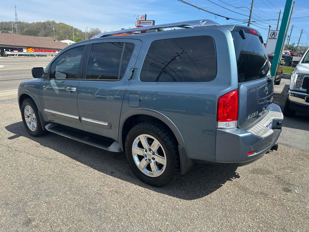 Used 2011 Nissan Armada Platinum image 3