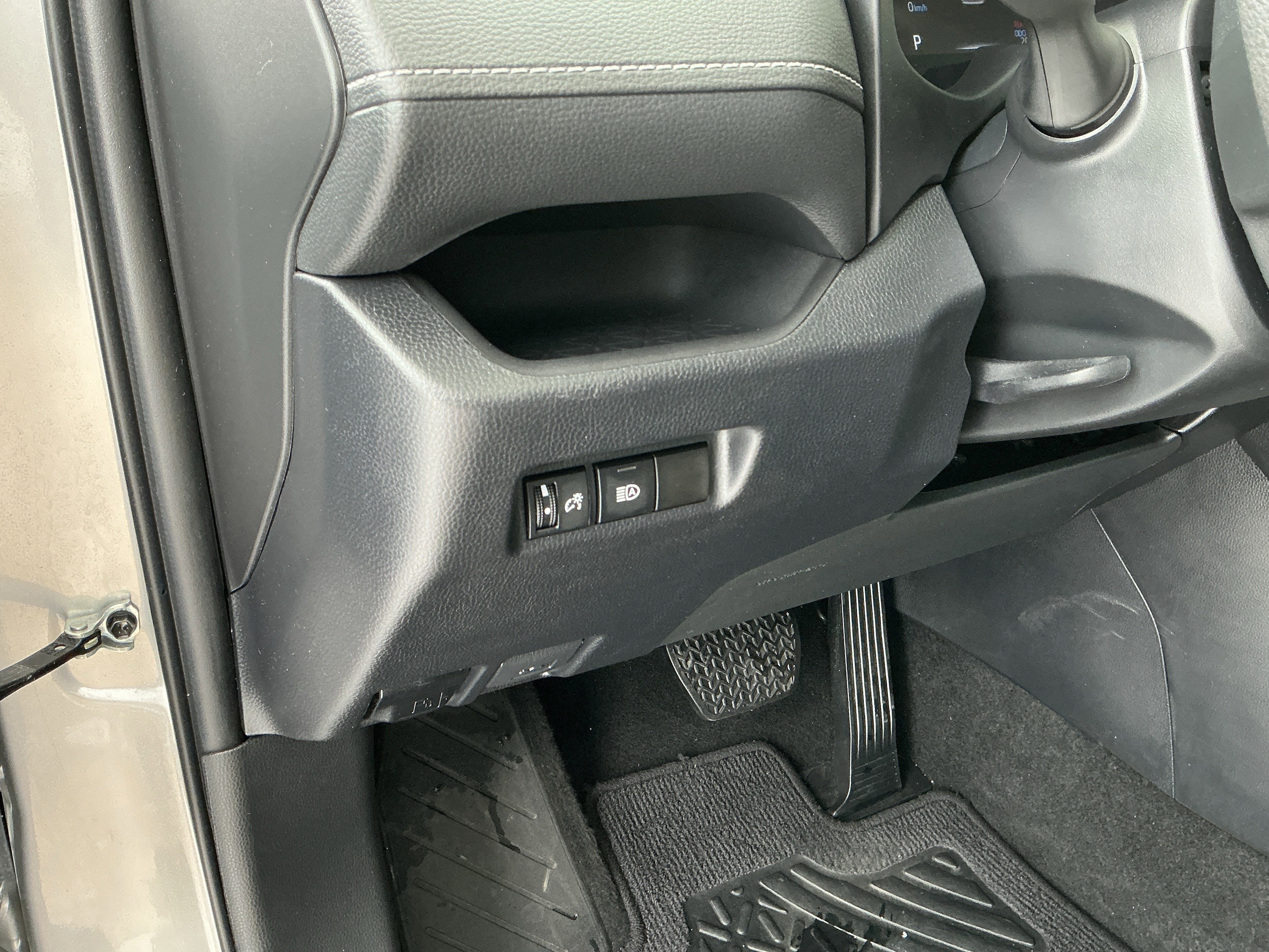 Certified 2023 Toyota RAV4 XLE image 26