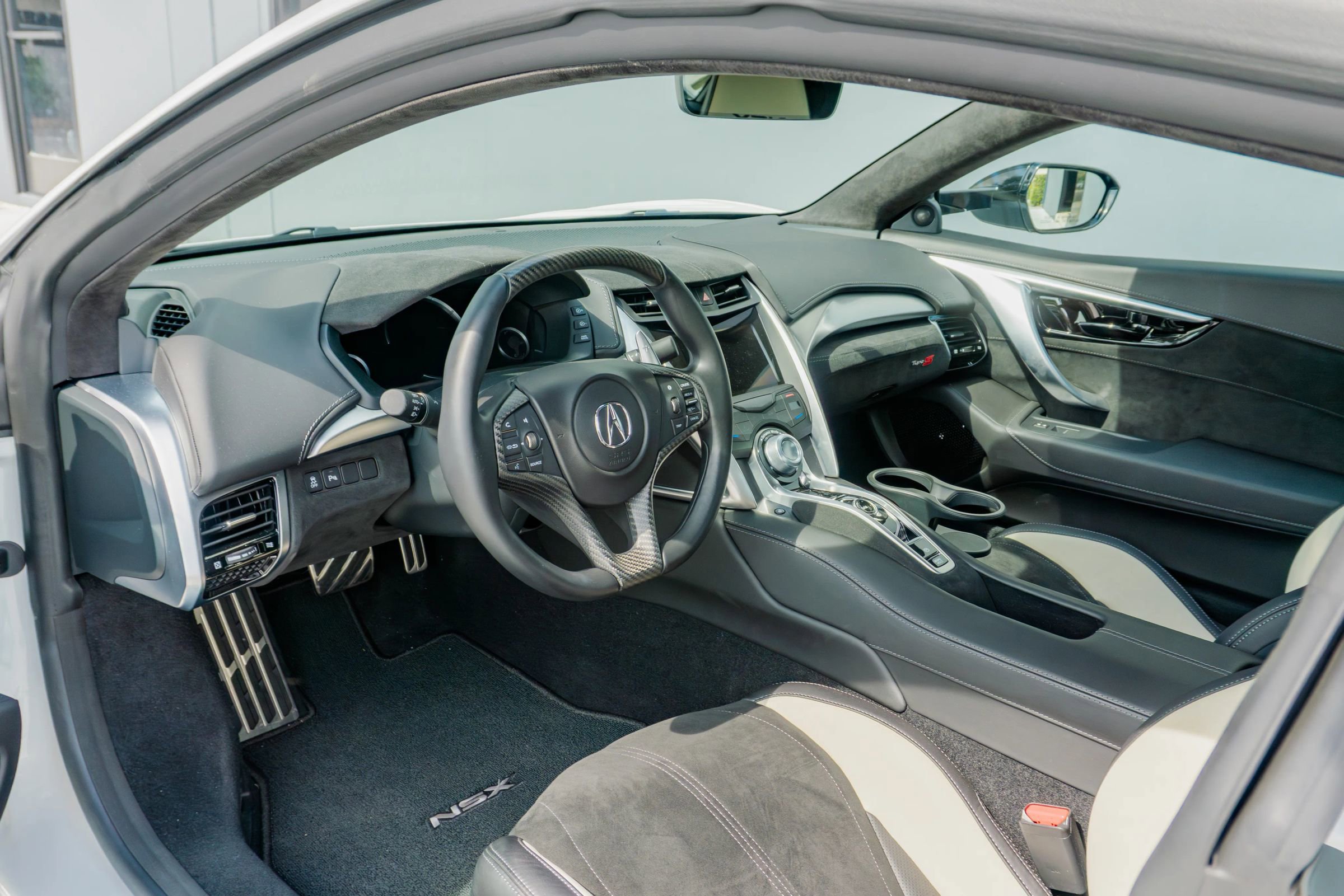 Used 2022 Acura NSX Type S image 10