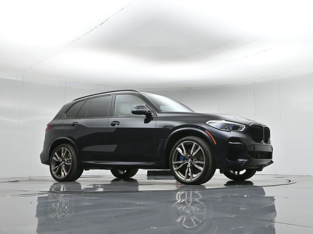 Used 2022 BMW X5 M50i w/ Executive Package image 4